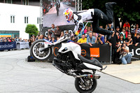 Motorrad-Stuntfahrer Chris Pfeiffer