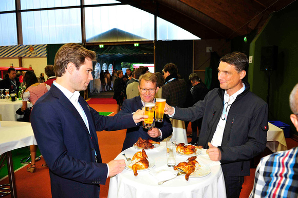 Das Volvo-Team mit Thomas Ingenlath und  Max Missoni, Begrüßungsabend